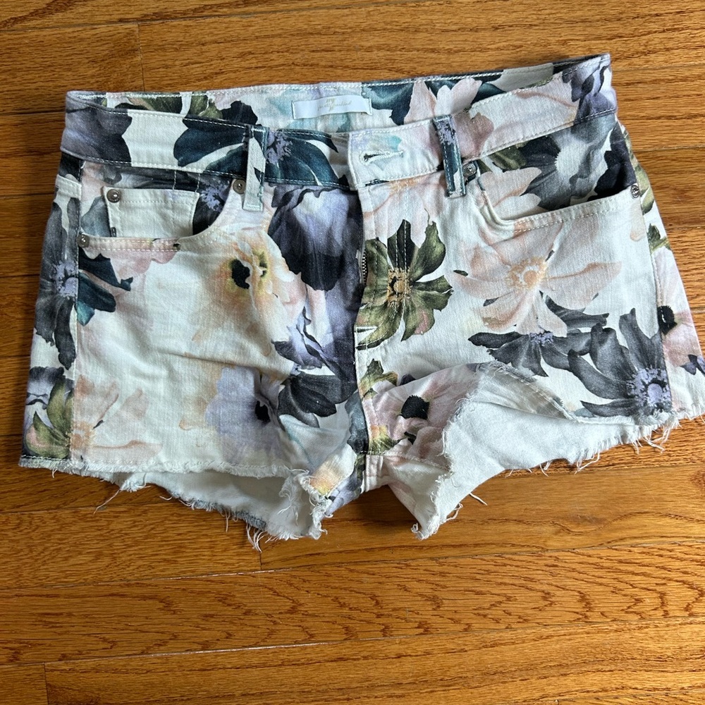 7 For All Mankind White Flower Jean Shorts